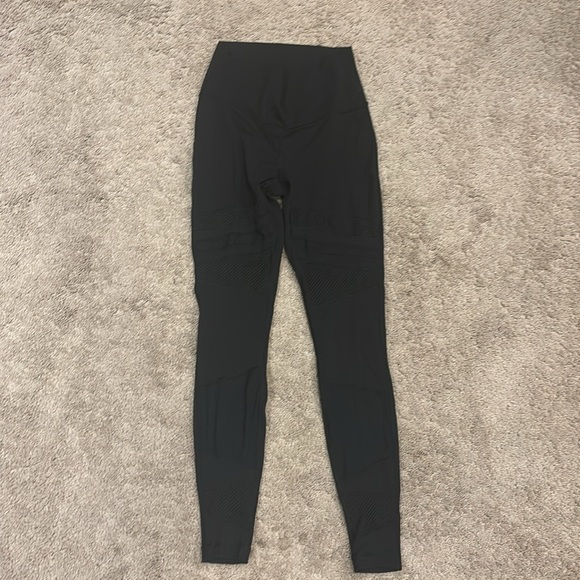 Lululemon full length leggings - Picture 3 of 5